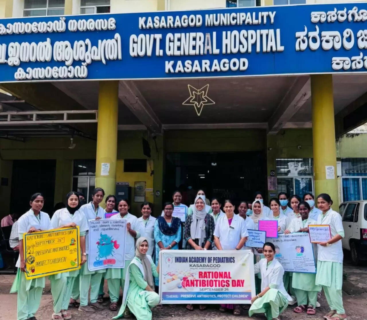 Dr. Mahin P Abdulla speaking at the Rational Antibiotic Day event in Kasaragod.