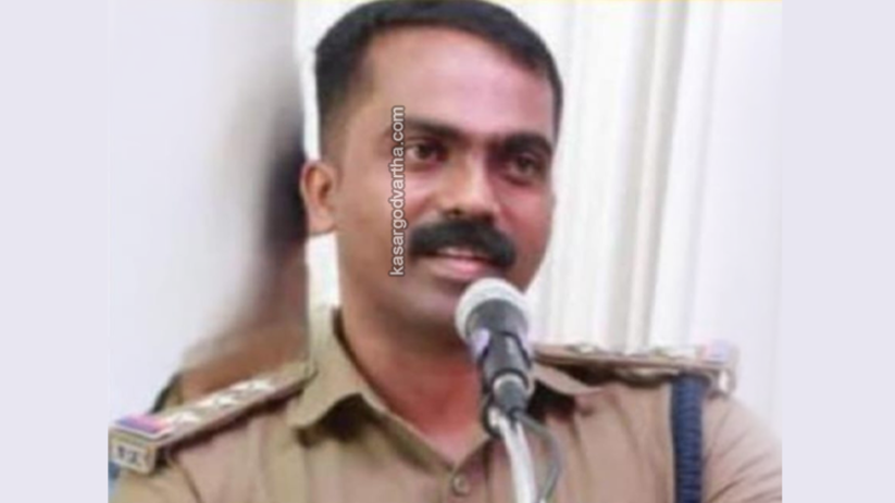 Public submitting a petition against the transfer of Kumbla Police Inspector.