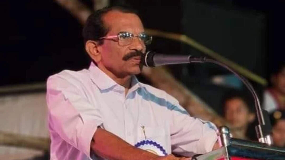 extend kannur-shoranur express to kasaragod mv balakrishnan