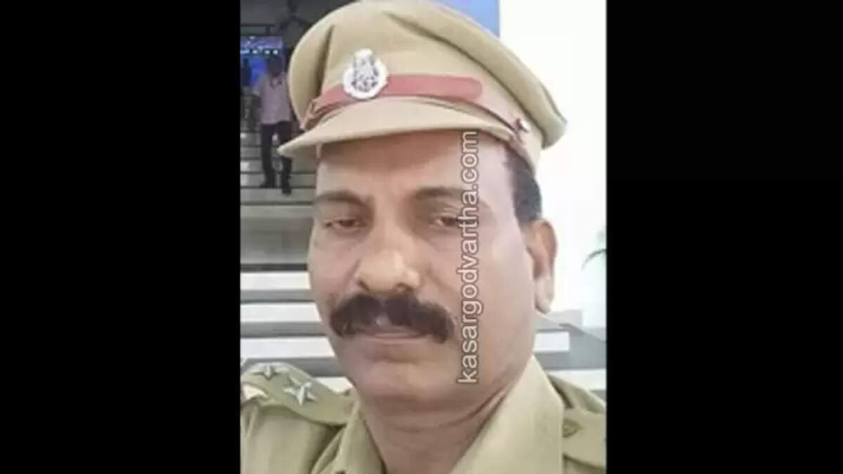 Former SI P AbuBakar collapsed after Ramadan prayers in Kasaragod