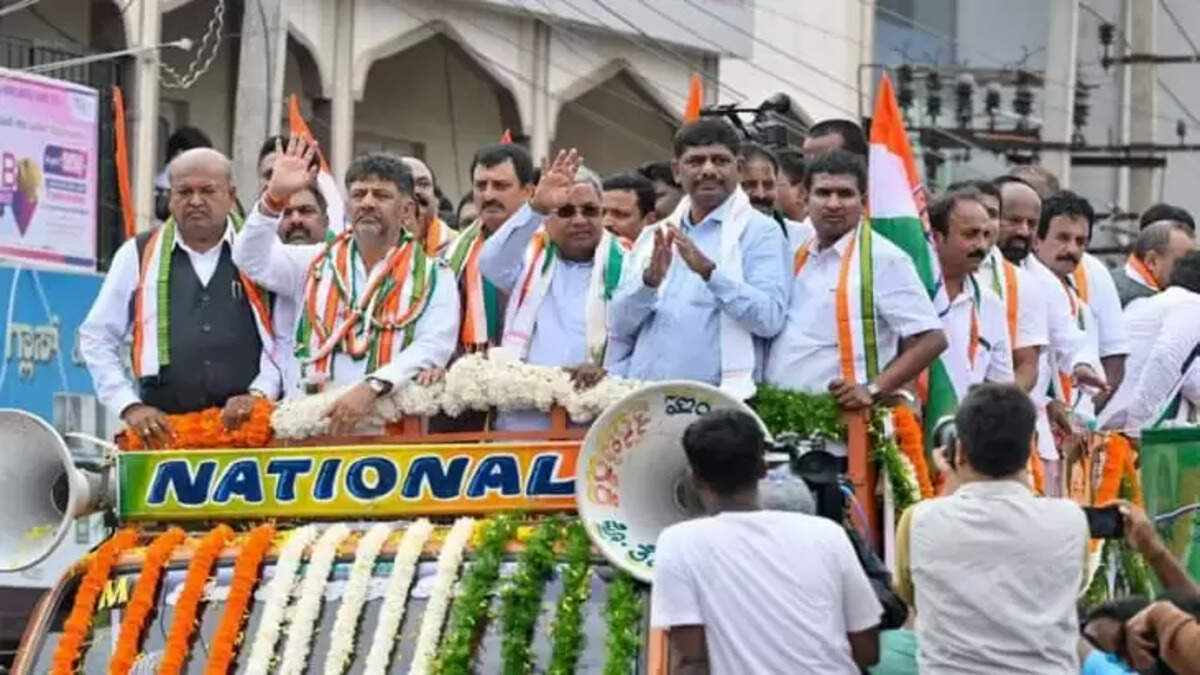 Congress Leads in All 3 Seats in Karnataka By-Elections; Kumaraswamy&rsquo;s Son Faces Defeat