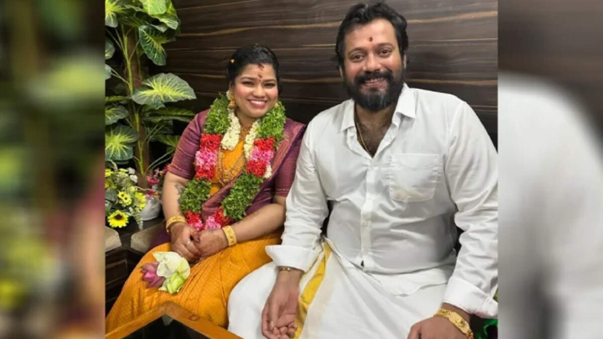 Bala and Kokila at their wedding ceremony
