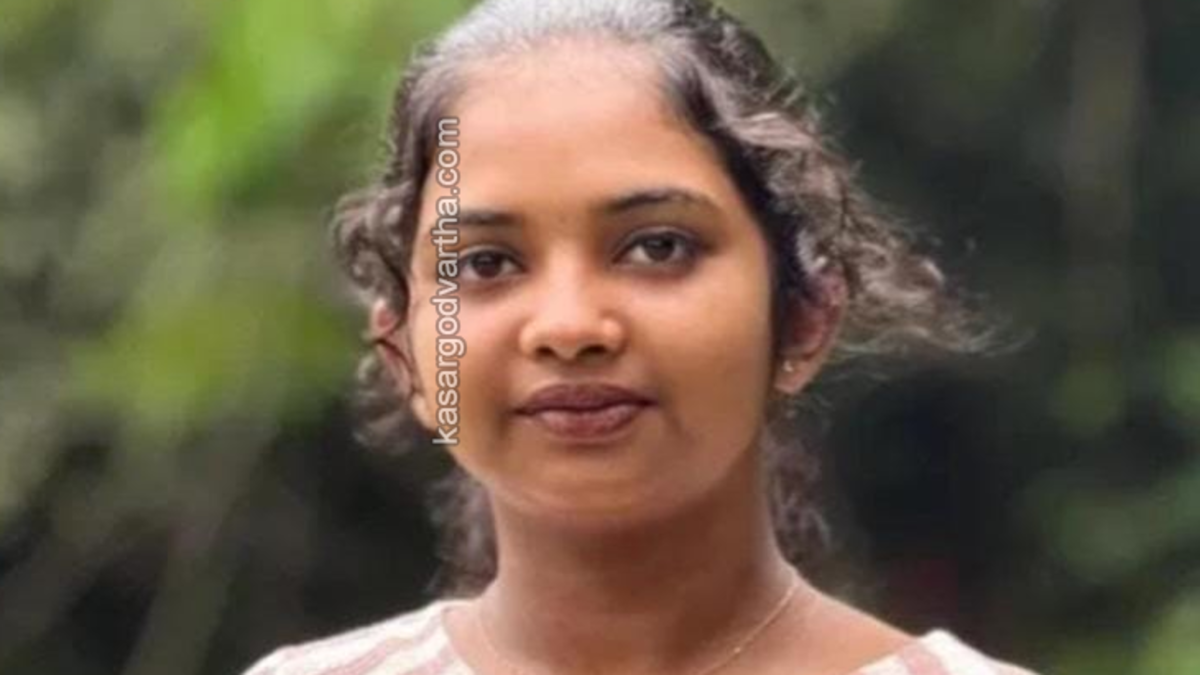 Photo of 16-year-old student Devika from Bandaduka.