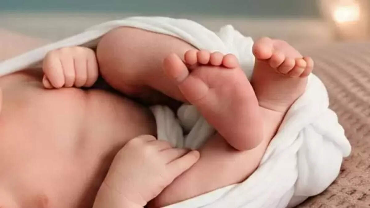 Symbolic image representing the death of a pregnant woman in Kanhangad