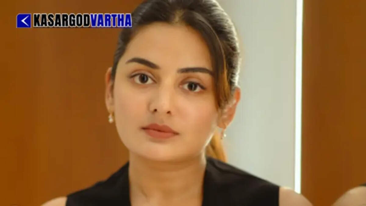 Actress Esther Anil