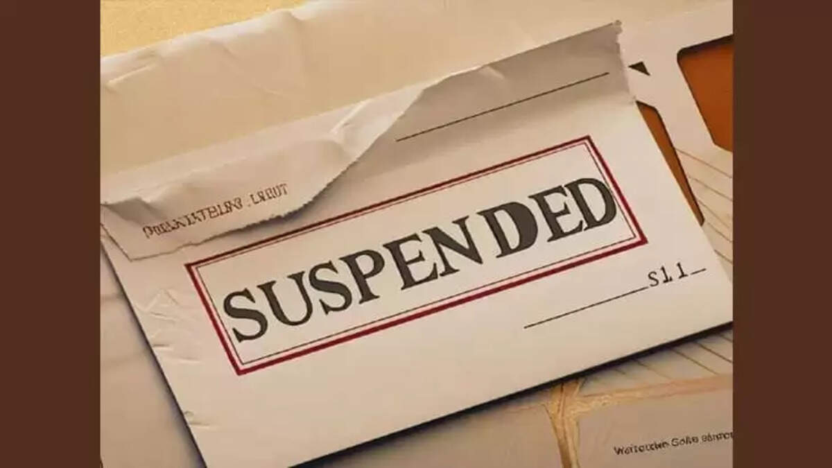 Revenue officers suspended for land encroachment in Chokramudi, Idukki