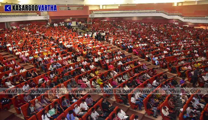 Akkara Foundation Chairman Abdullah Aziz Akkara receives the award at a ceremony held in Mangalore.