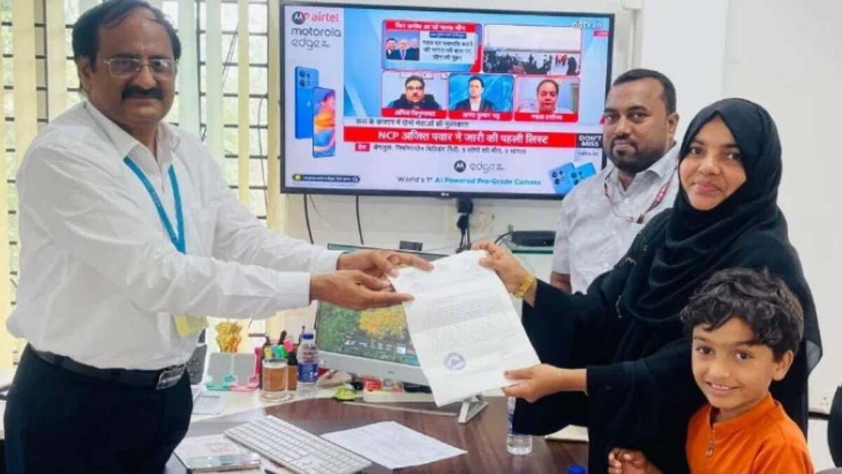 kumbla town president submits memorandum on national highway