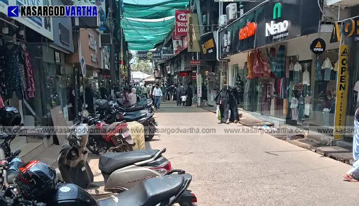 Empty shopping street during Ramadan due to Middle East war tension