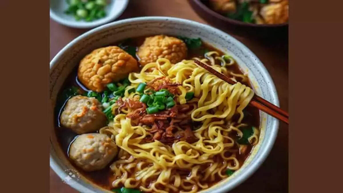 Student Dies After Consuming Noodles