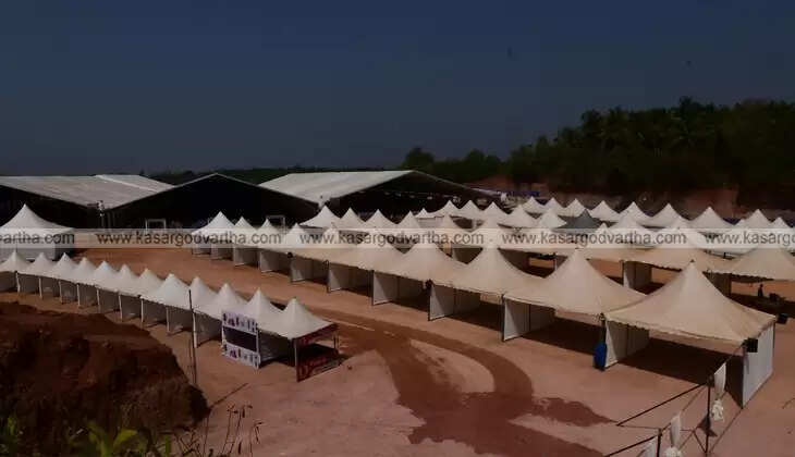 Large pandal and entrance of the Samastha Centenary International Conference in Kuniya.