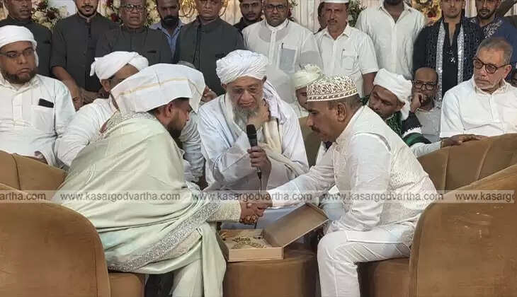 Kalanad Jamaat President Abdullah Haji and family during wedding ceremony