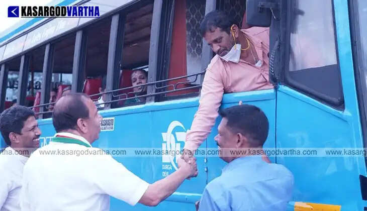  UDF candidate Kallatra Mahin Haji campaigning in Kasaragod constituency in March 2026.