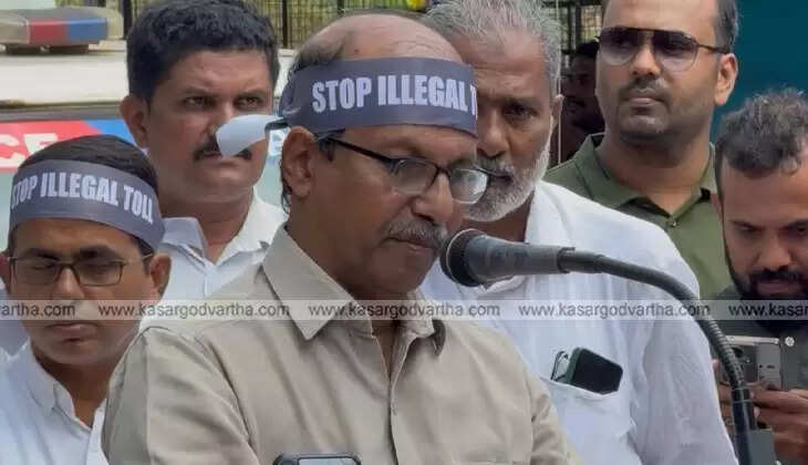 kumbla toll plaza protest kasaragod collectorate dharna act
