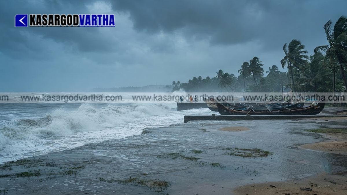  High waves hitting the Kerala coast