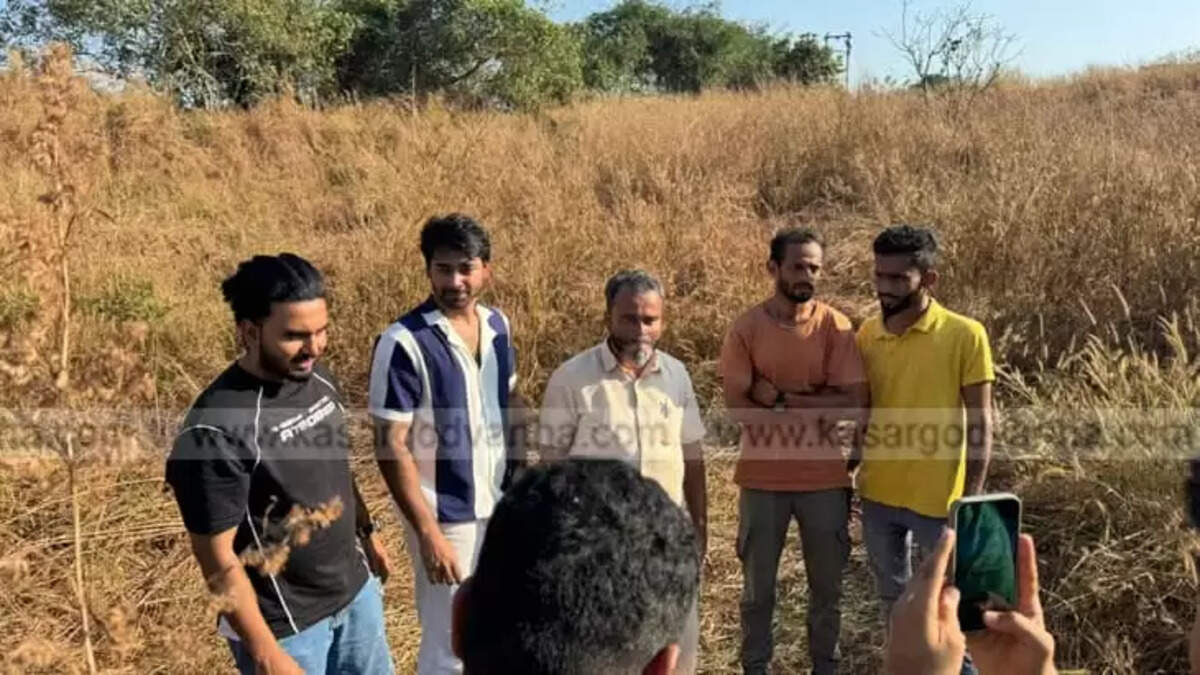 Panchayat Vice President Mujeeb Kambar and his team at Arikkady fort in search of treasure