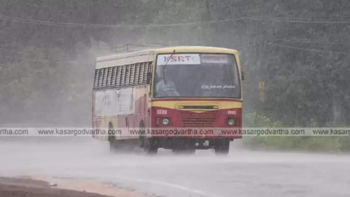 A KSRTC bus, symbolic image representing public transportation in Kerala.