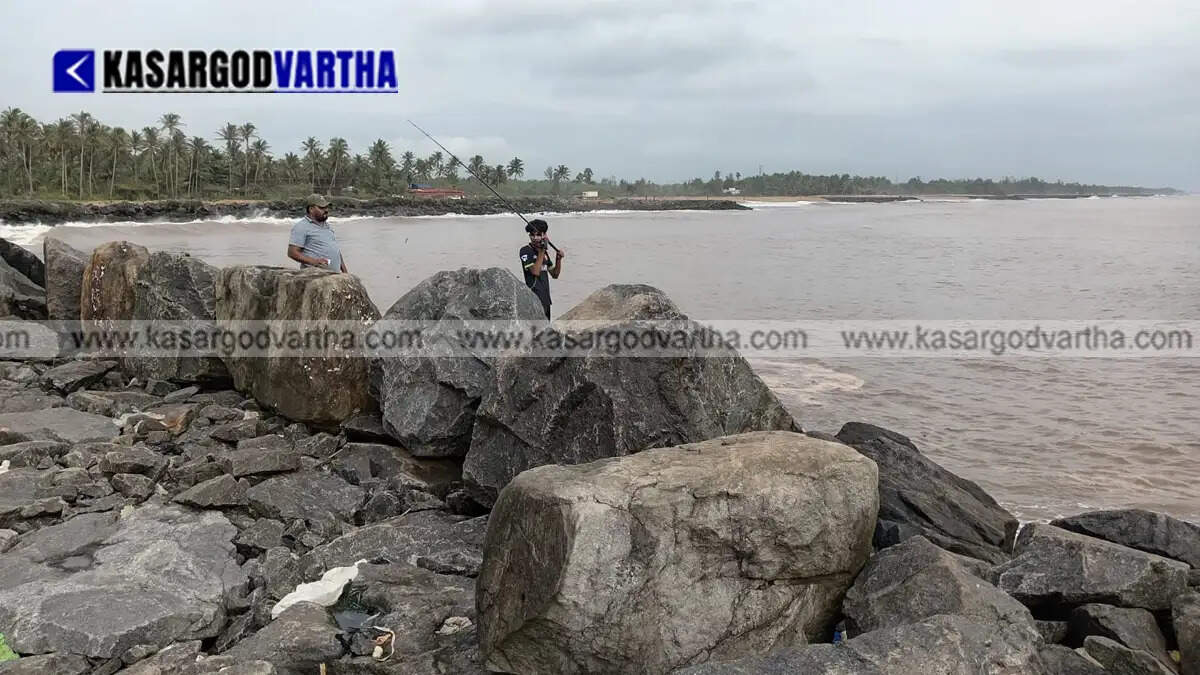 View of Manjeshwaram Fishing Harbour