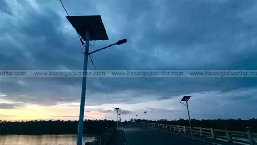 Tourism Hub Kottapuram Bridge in Darkness: 24 Street Lights Non-Functional for One Year
