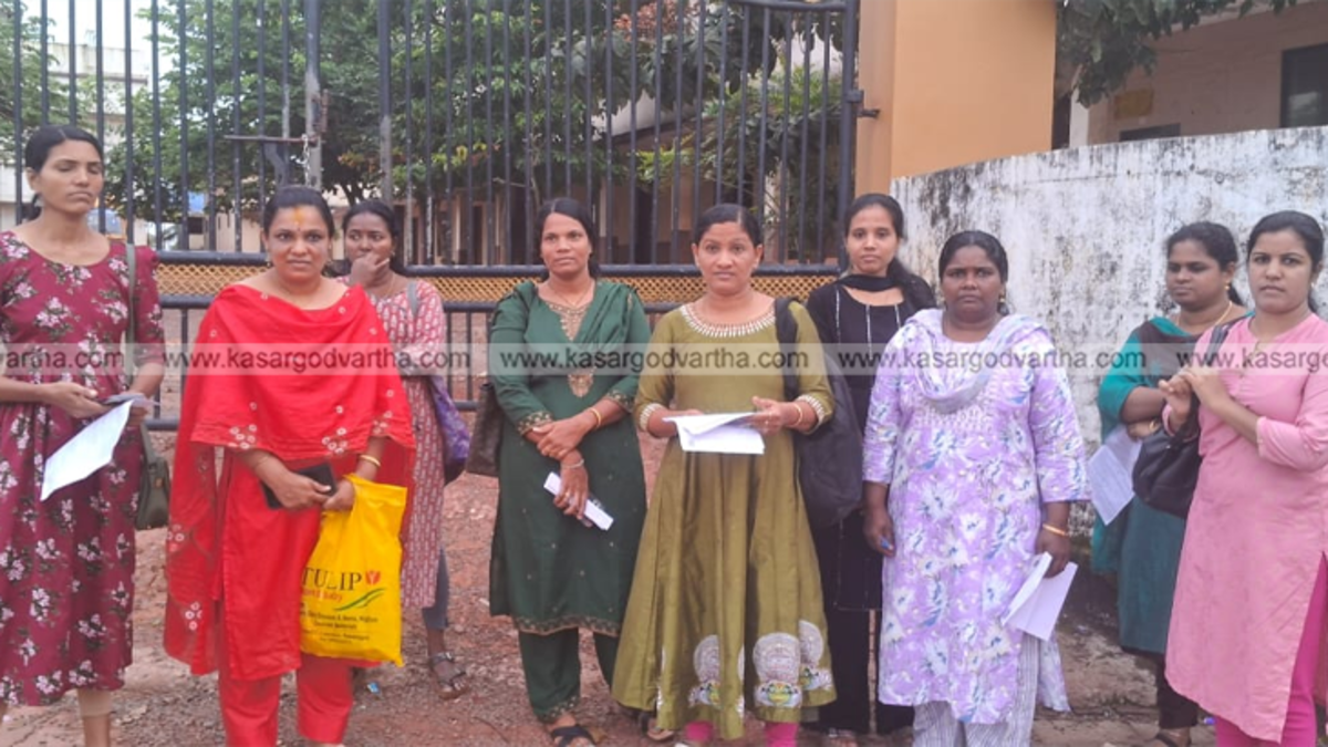 Frustrated candidates returning from a PSC exam center.