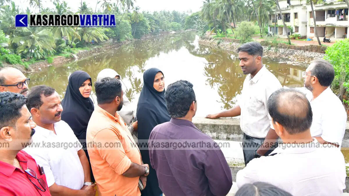 District Collector Arjun Pandiyan inspecting the Nagaravanam site.
