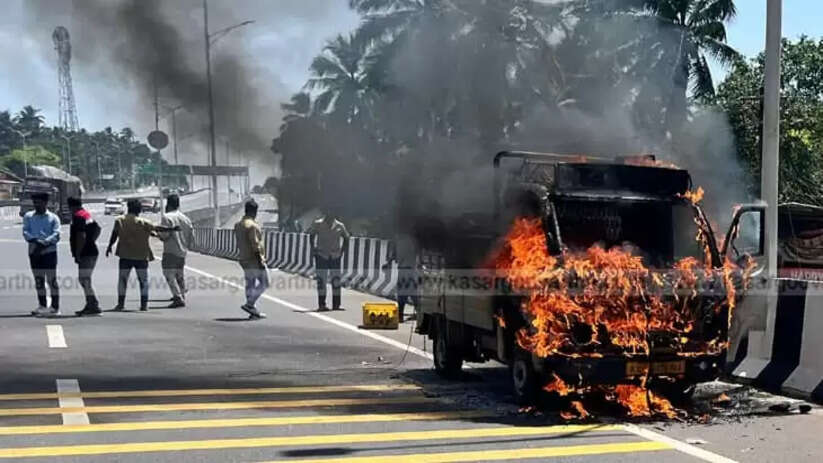Pickup Van Catches Fire on Mogral Puthur National Highway