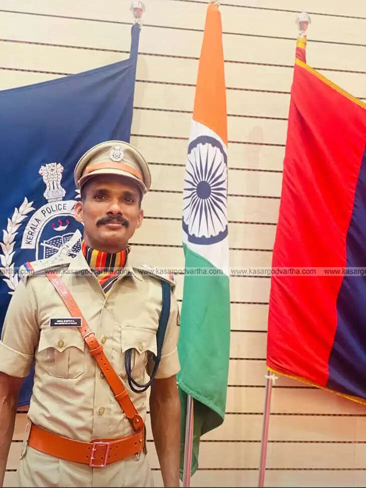 Basith Patla Sub-Inspector in Kerala Police Uniform