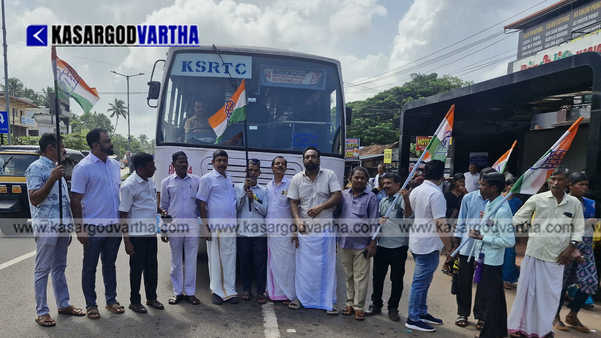 Local reception for KSRTC bus in Kumbla.