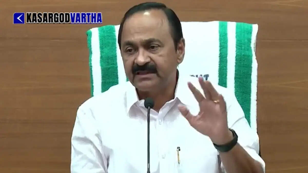  Free travel for women and transgenders in KSRTC ordinary buses from June 15: CM V D Satheesan announces 'Priyadarshini' scheme.