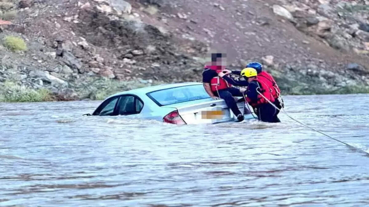 Oman Weather: More than 1,300 people shifted to shelter centers,&nbsp;Shifted, Shelter Centers, Muscat News, Heavy Rain&nbsp;