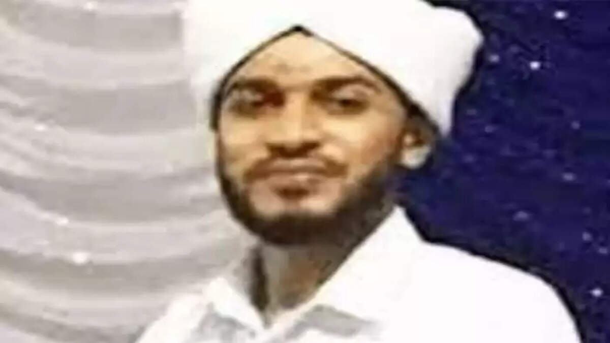Riyas Moulavi murder case: High court sent notice to three accused,&nbsp;Riyas Moulavi, Murder Case, High Court
