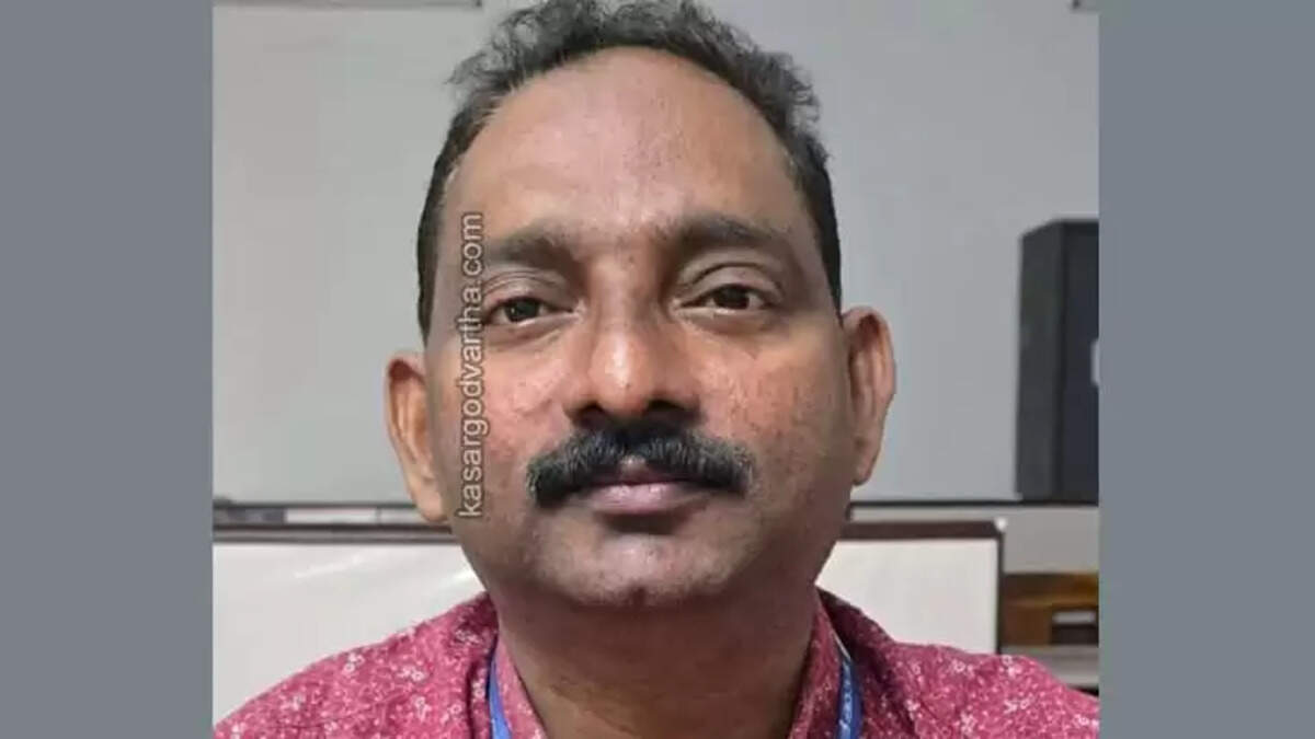 Vellarikundu Taluk Office Junior Superintendent A Pavithran Passes Away