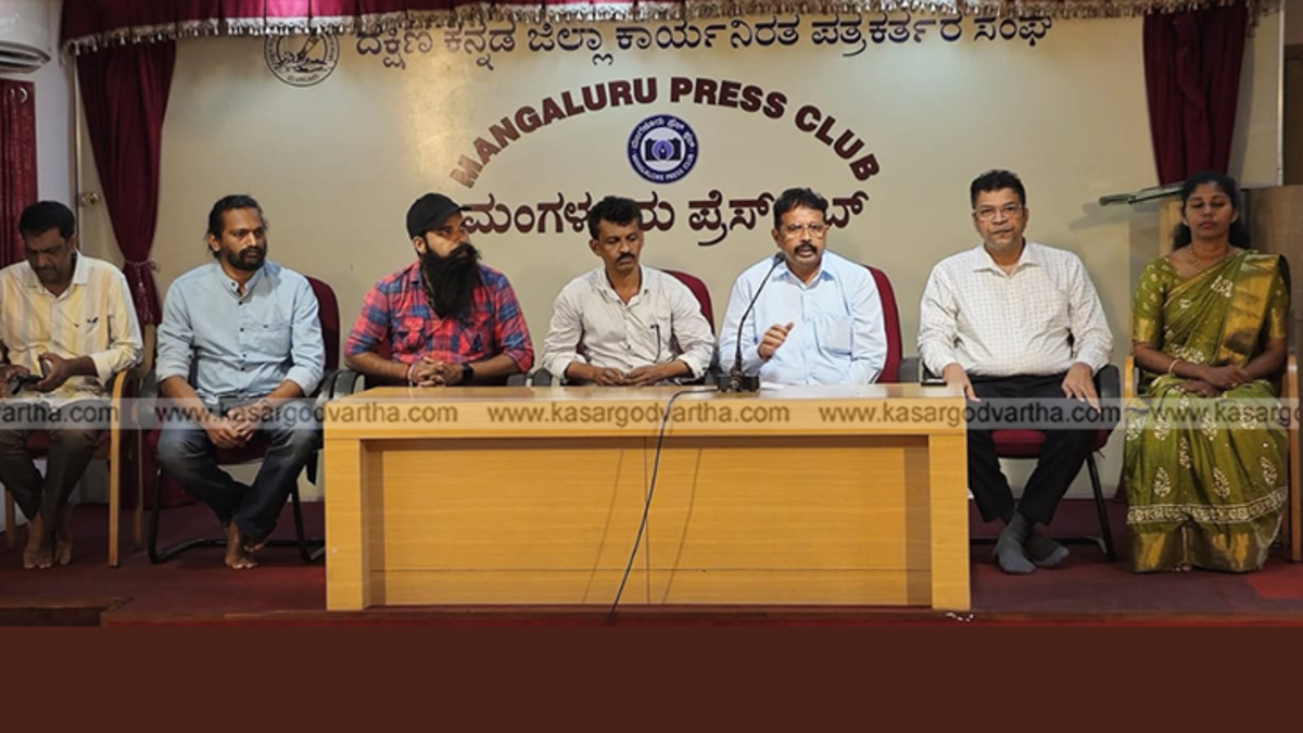 'School Leader' movie team addressing a press conference.