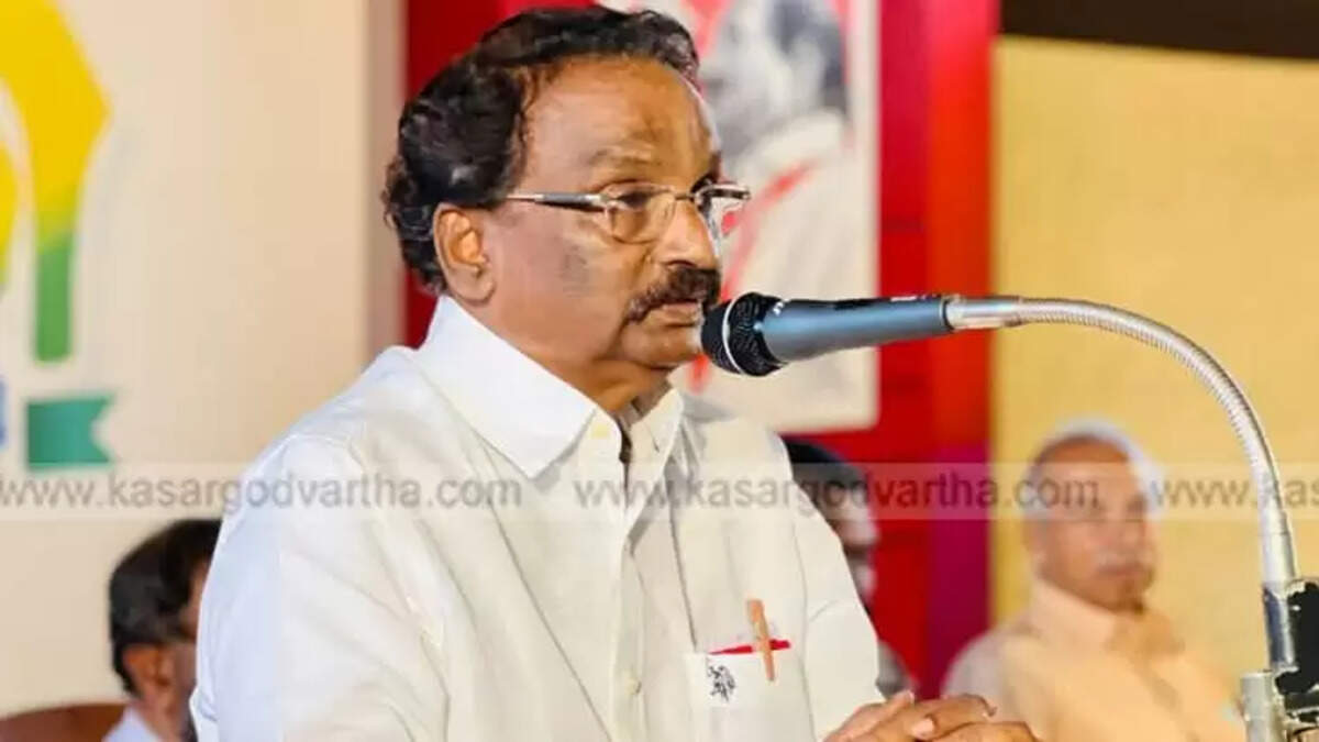 Pinarayi Vijayan Will Contest Again; Two-Term Norm Not Rigid, Says AK Balan