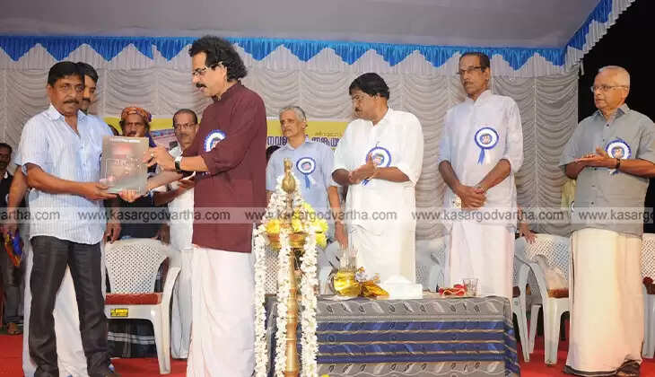 Sreenivasan's theater life and history in Trikaripur