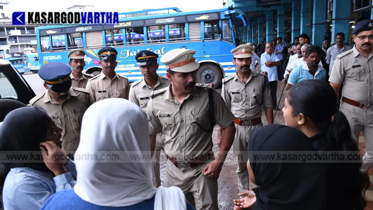 SPC cadets administer anti-drug pledge to 1.5 lakh bus passengers in Kasaragod