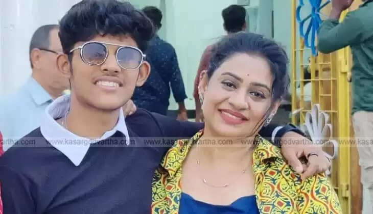 'He Earned His Own Income by Working for Catering, He Grew up Knowing Hardship'; Actress Beena Antony on Her Son