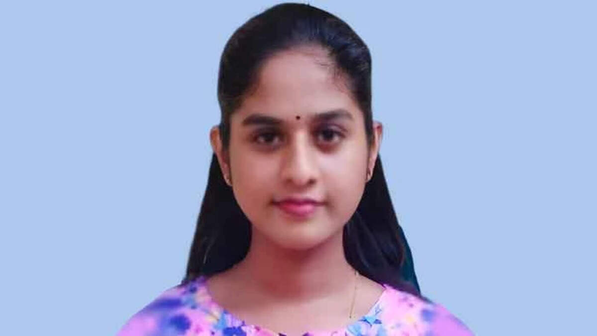 Dead body of Shreya who drowned in the sea cremated, Kochi, News, Top Headlines, Dead Body, Shreya, Cremated, Police, Kerala 