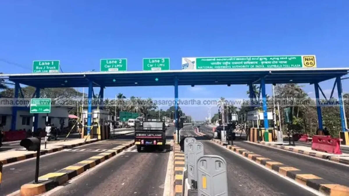 Kumbla toll plaza on National Highway