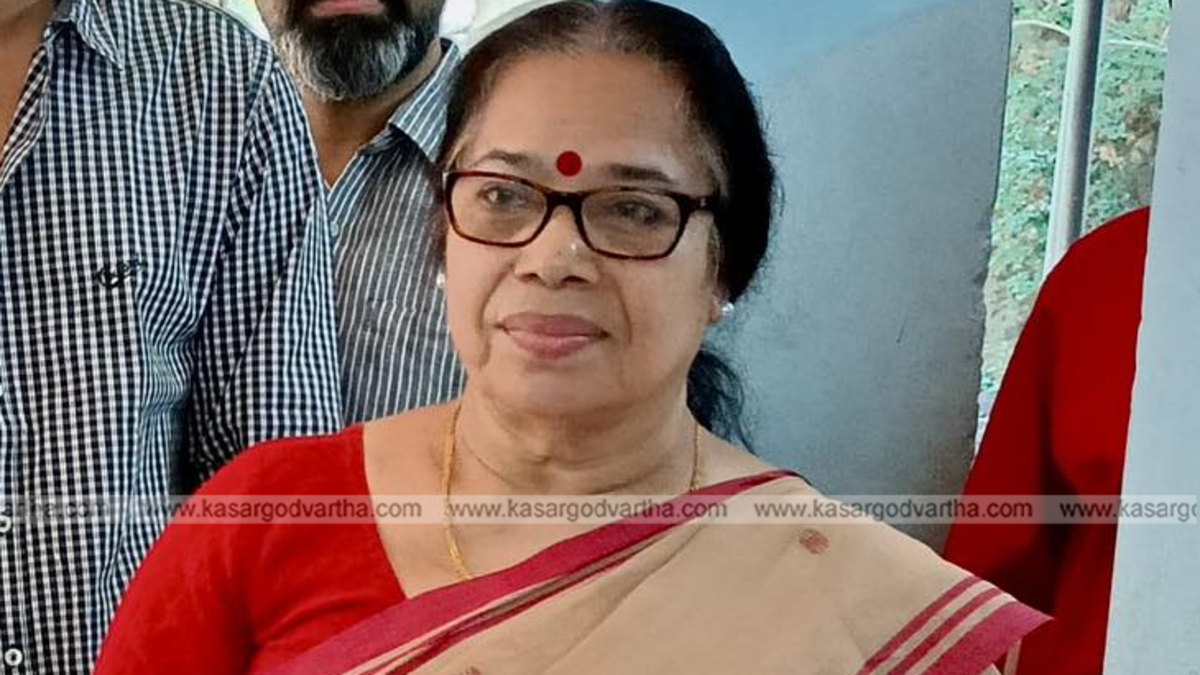 P K Sreemathi teacher malayalam news