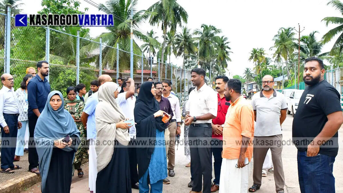District Collector Arjun Pandiyan inspecting the Nagaravanam site.