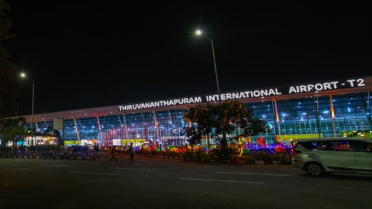 Passengers protesting at Thiruvananthapuram airport after Air India flight cancellation.