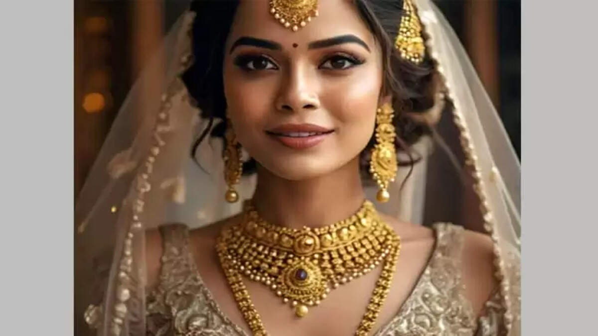 Gold Prices Continue to Fall in Kerala