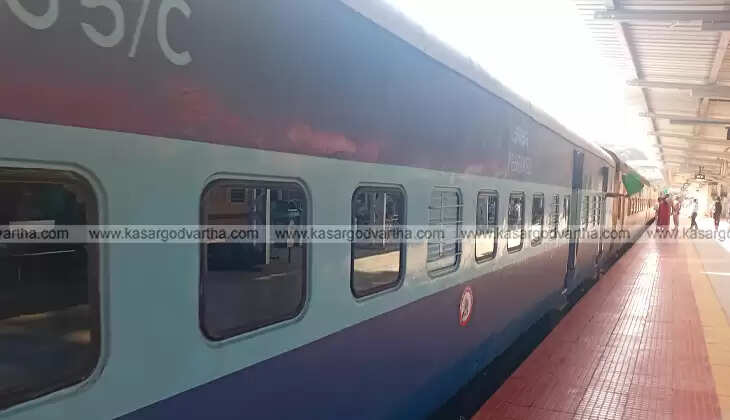 Divisional Railway Manager visit Kasaragod railway station