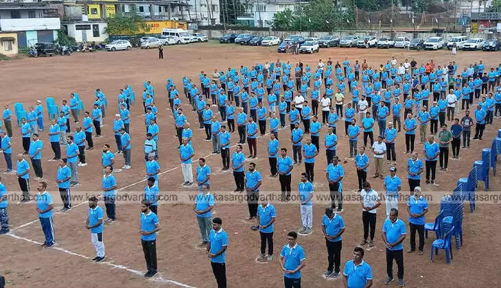 Dr Salahuddin speaking at the Exercise Community event in Mogral