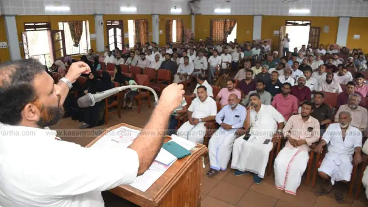 SDPI State General Secretary K.K. Abdul Jabbar speaking at a meeting