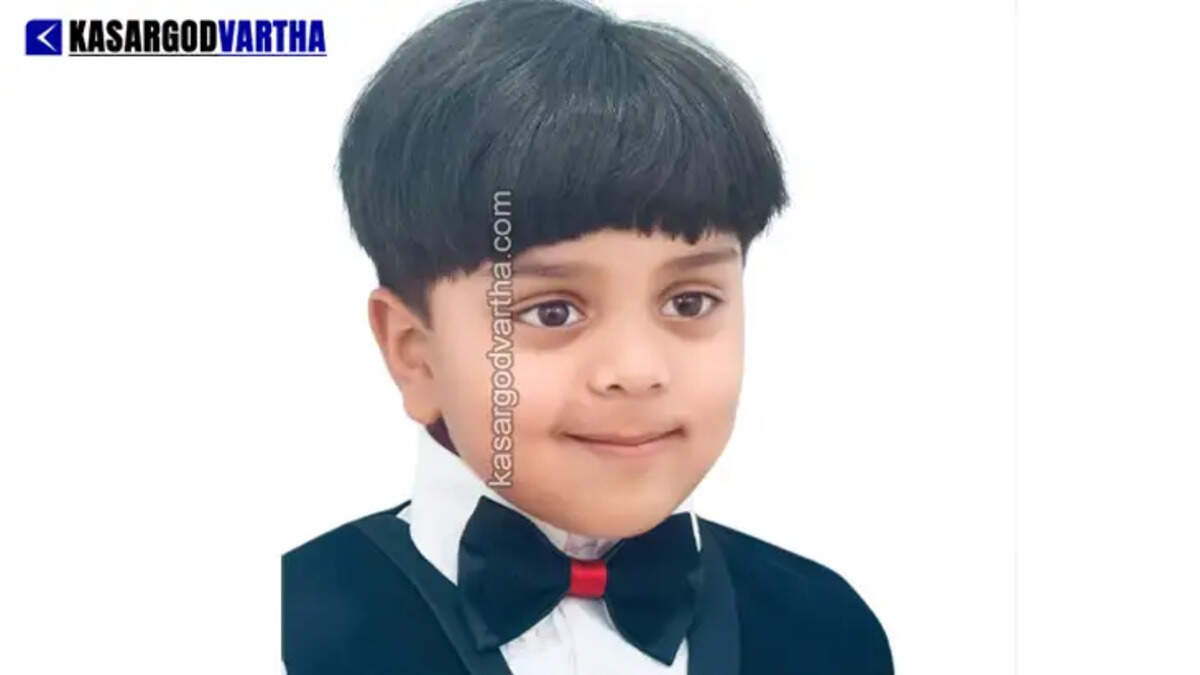 Hyzin Rahiman with his India Book of Records certificate and medal.