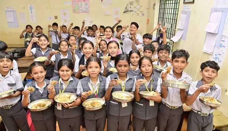Kanjirappoyil Govt High School Serves Chicken Mandi, Adds Special Menu for Students