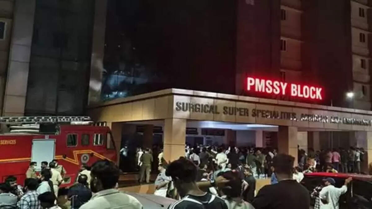 Fire at Kozhikode Medical College Hospital
