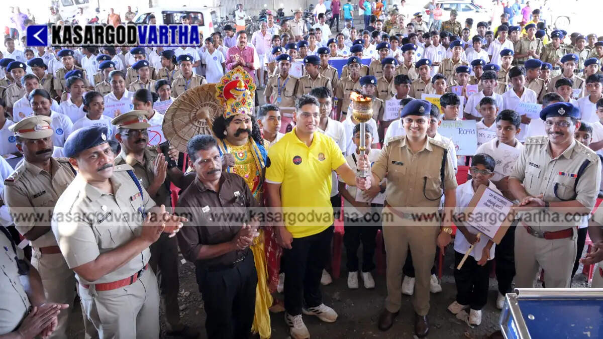 kerala police anti drug marathon kasaragod launch